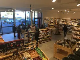 335-magasinisle-sur-la-sorguele-thorcosmetique-bio.webp